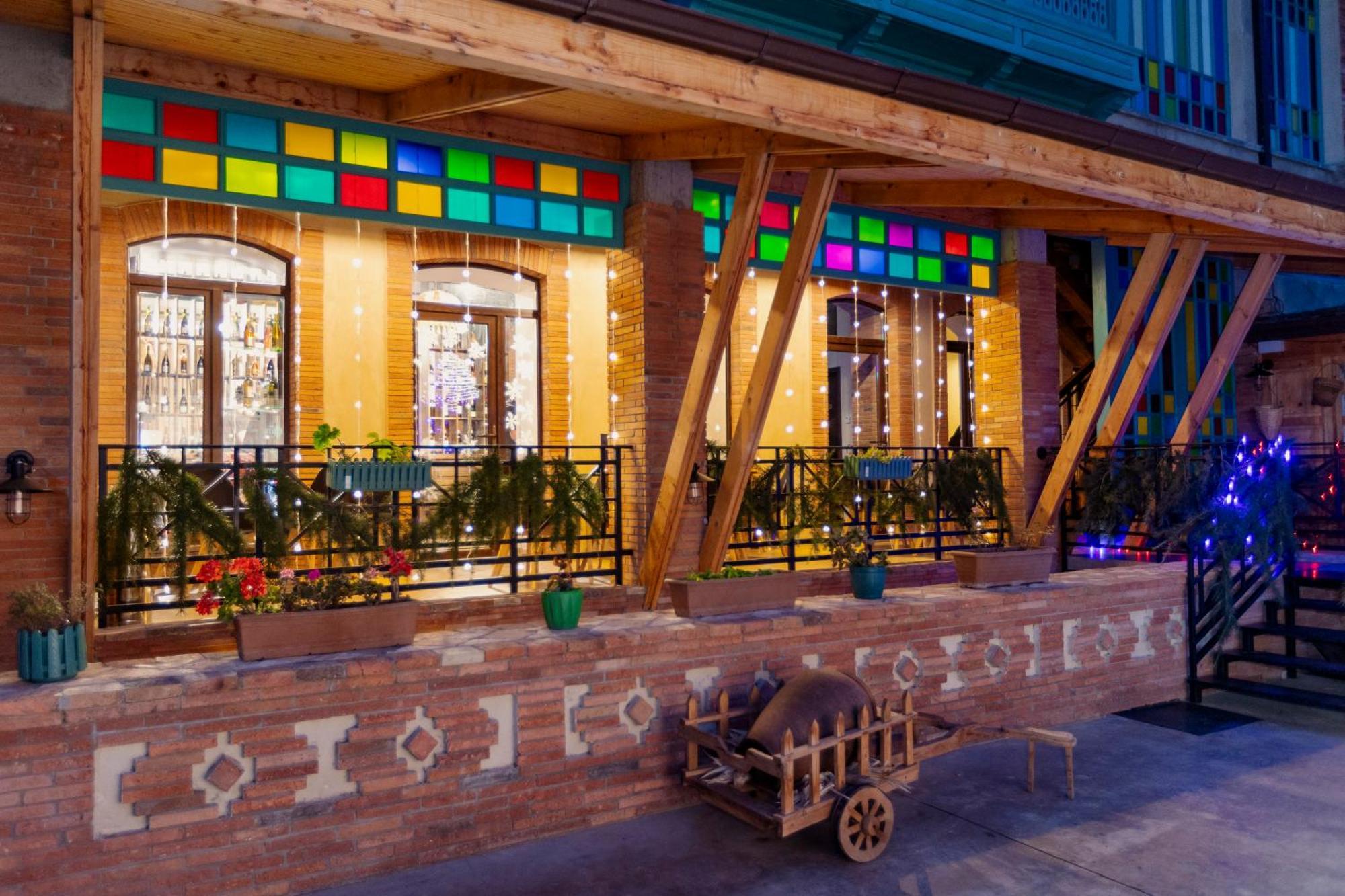 Dzvel Ubanshi Hotel Gori Ngoại thất bức ảnh