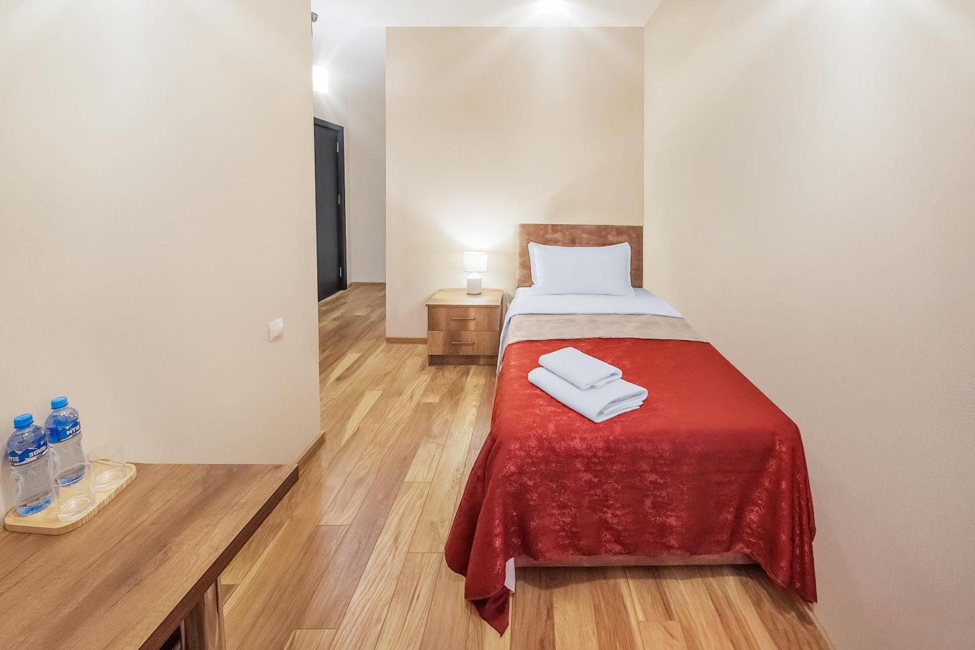 Dzvel Ubanshi Hotel Gori Ngoại thất bức ảnh