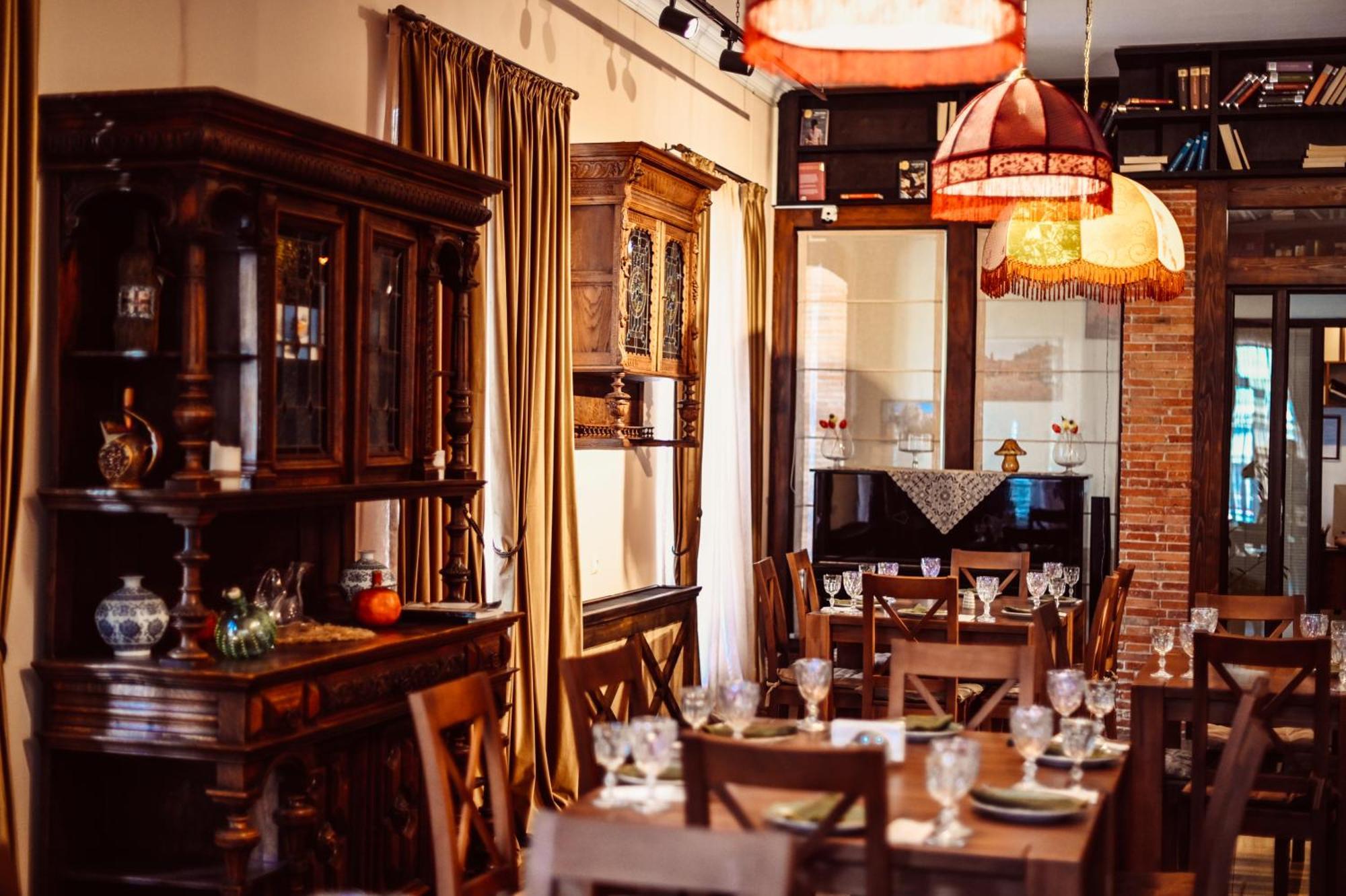 Dzvel Ubanshi Hotel Gori Ngoại thất bức ảnh